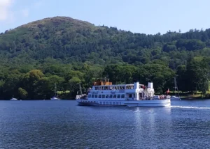 Steamer Teal built 1936 sails from Lakeside